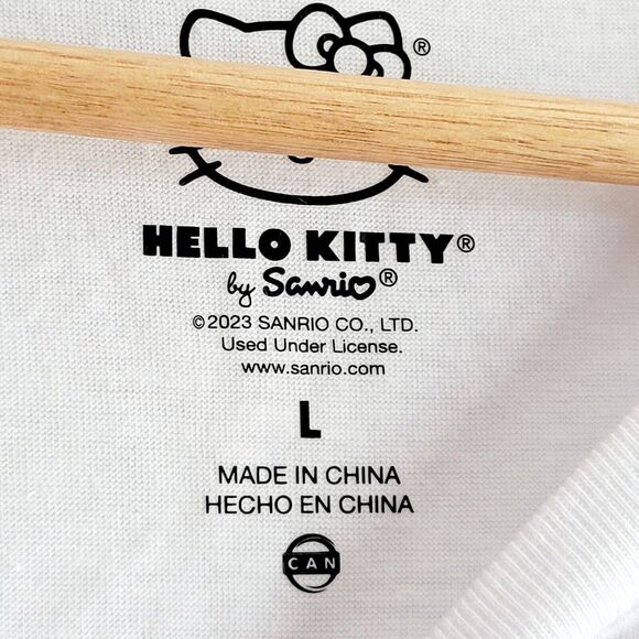 Sanrio Hello Kitty Women's LARGE Wicked Cute Halloween White Tee T-shirt NEW - Picture 3 of 6